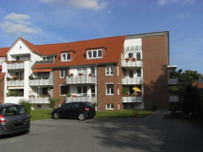 Gartenstadt-Vahr, PKW-Stellplatz in ruhiger Wohnstraße/Sackgasse, 28329 Bremen, Parken