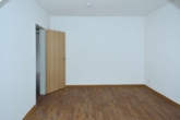 Schlafzimmer - Gemütliche 2 Zi.-Whg., ca. 63 m² Wfl. mit Einbauküche mit Balkon