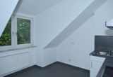 Küche - Gemütliche 2 Zi.-Whg., ca. 63 m² Wfl. mit Einbauküche mit Balkon
