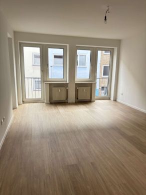 2-Zimmer-Wohntraum in Hannover-Mitte mit Einbauküche & Balkon, 30159 Hannover, Etagenwohnung