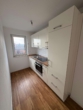 Küche - Schöne 2-Zimmer-Wohnung mit Einbauküche, Loggia & ausgebauten Dachboden