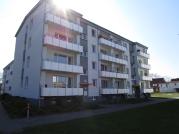 Rotenburg/Wümme – 2,5-Zimmer-Wohnung mit neuer Einbauküche und Balkon, 27356 Rotenburg, Etagenwohnung